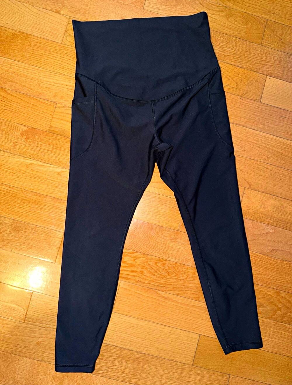 Old Navy Powersoft Women’s Maternity L Pull-On High-Rise Leggings Black Pockets